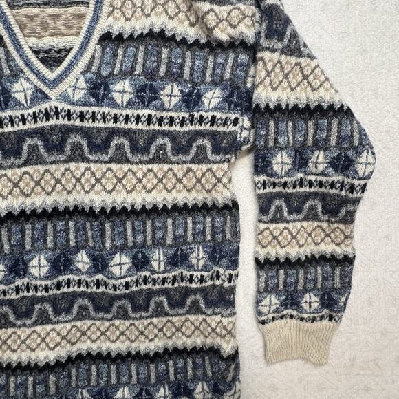 VTG Kay & Kay Prep Shaggy Mohair Alpaca Fair Isle V Neck Sweater Navy Size 42 - Picture 3 of 11